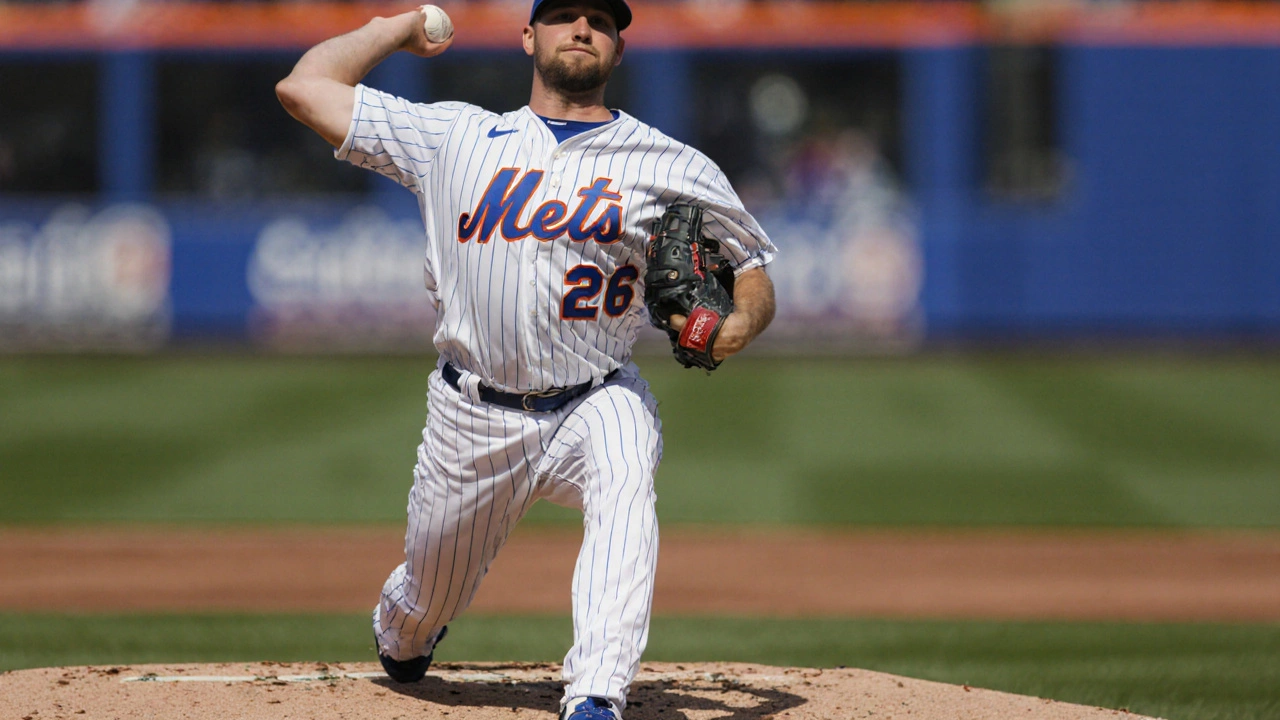 Mets Edge Cubs 8-5 as Lindor Joins Elite 30-30 Club